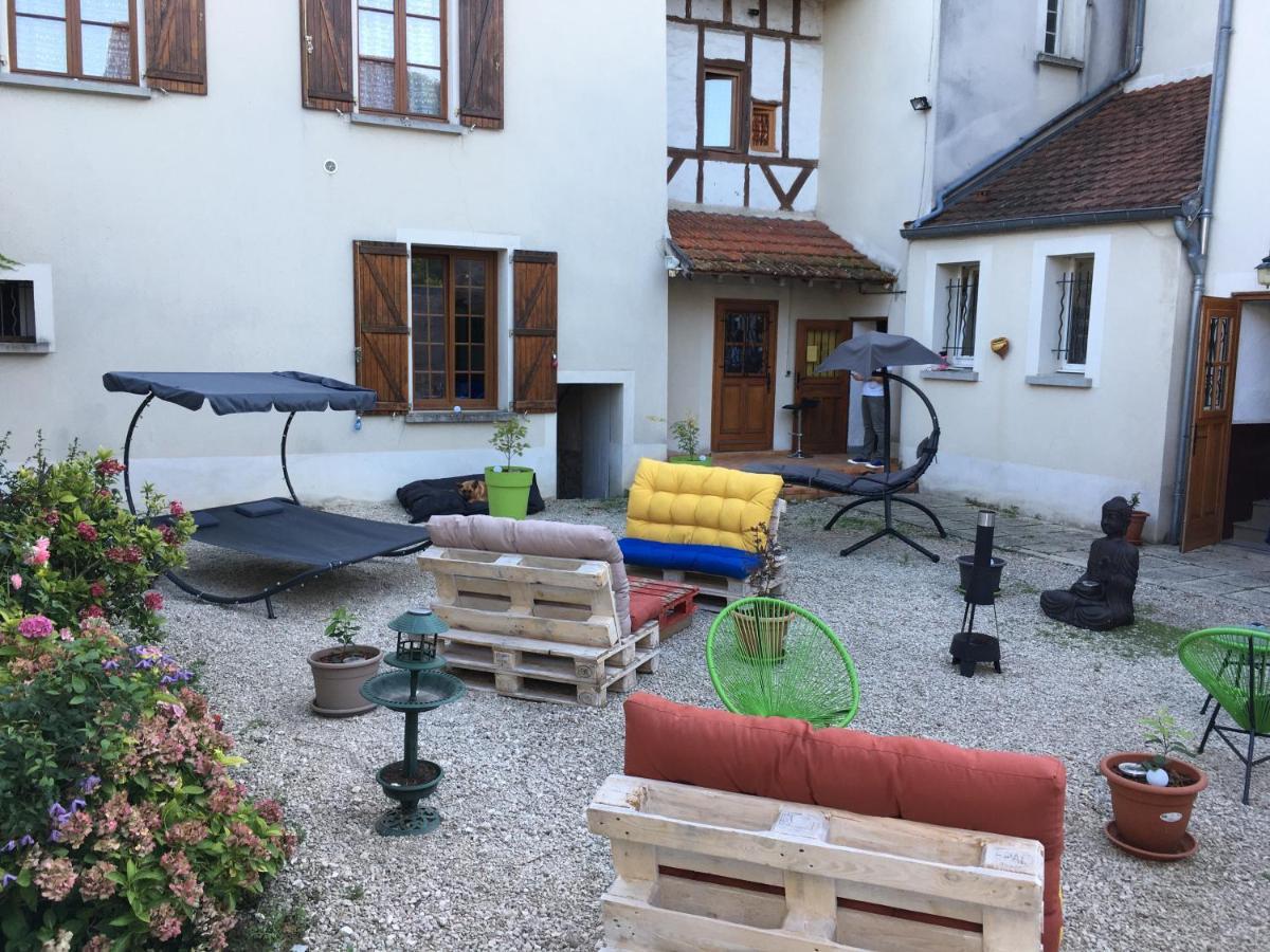 L Auberge Du Lion D Or Nanteuil-sur-Marne Exterior foto